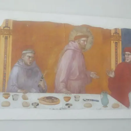 לינה וארוחת בוקר Iris אסיסי