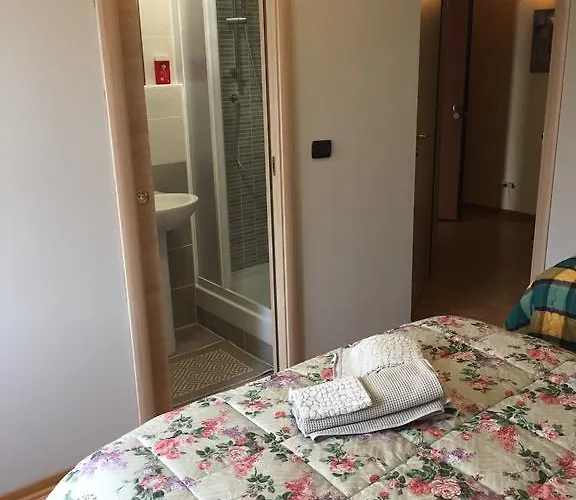 Iris فندق مبيت وإفطار